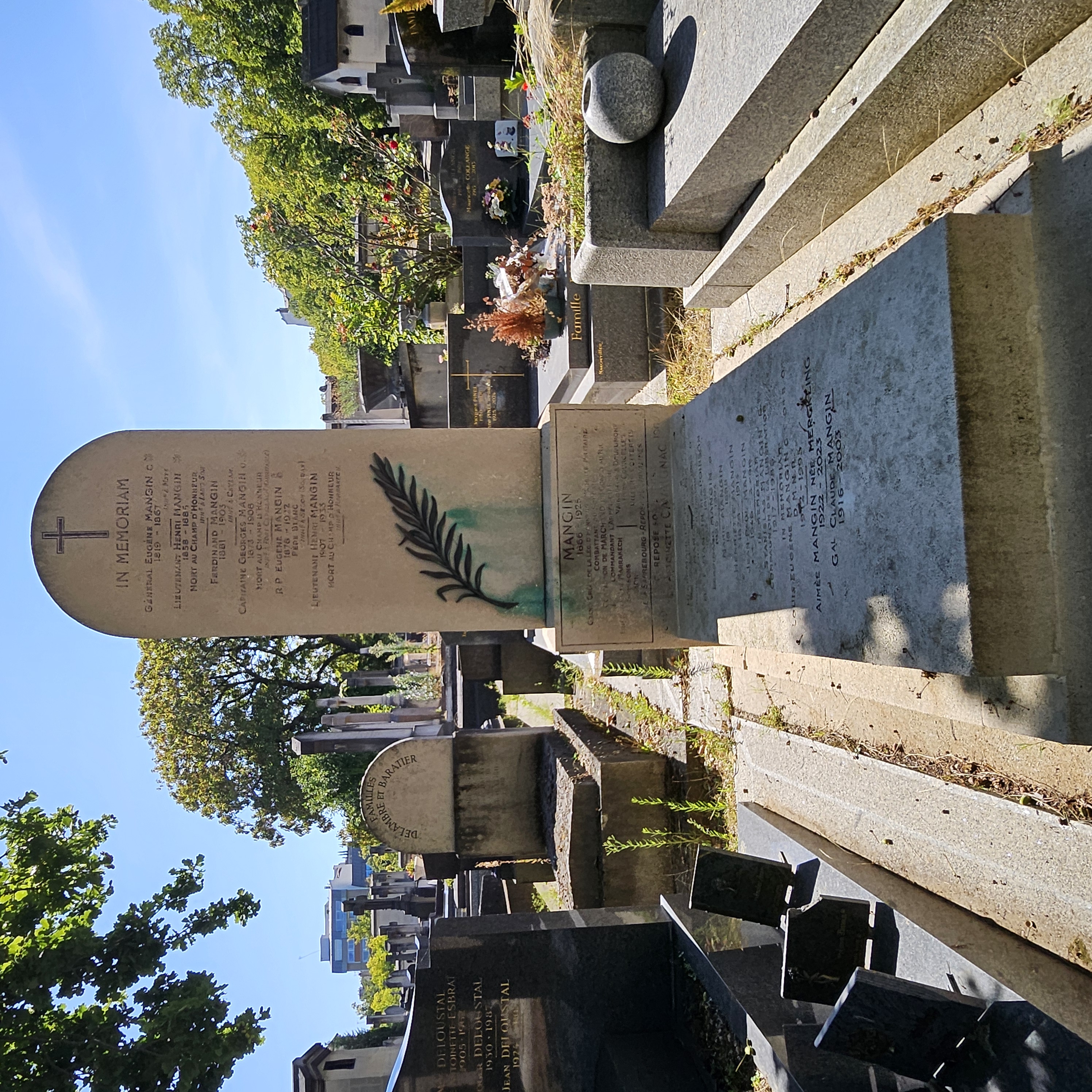 Tombe de Charles Mangin au cimeti&egrave;re du Montparnasse