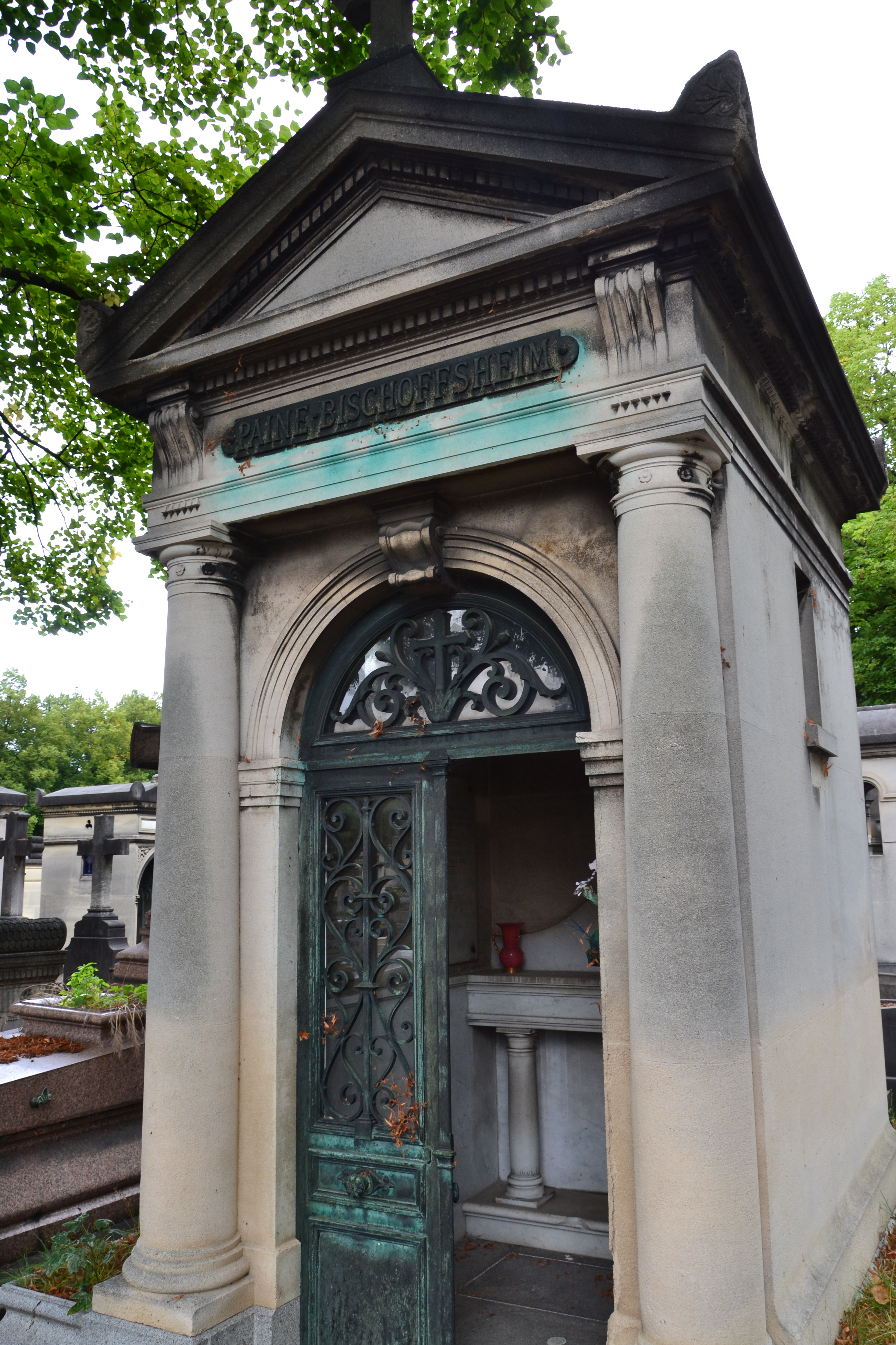 Tombe de Marie-Laure de Noailles